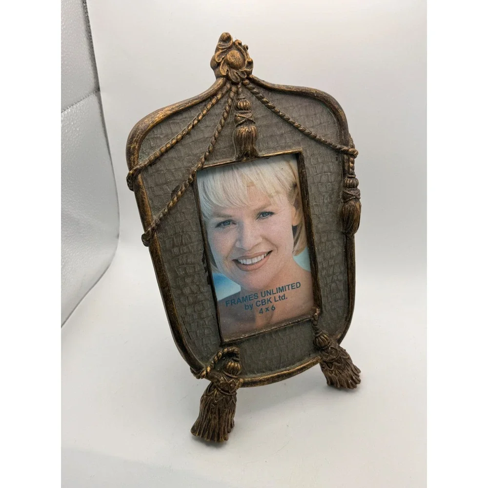 Vtg Frames Unlimited by CBK Ltd Bronze Tassel Faux Crocodile 4x6 Picture Frame